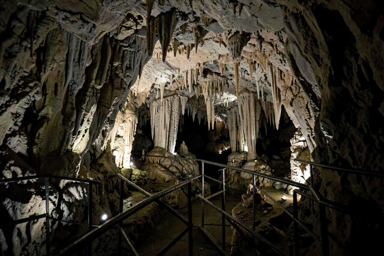 Black Chasm Cavern