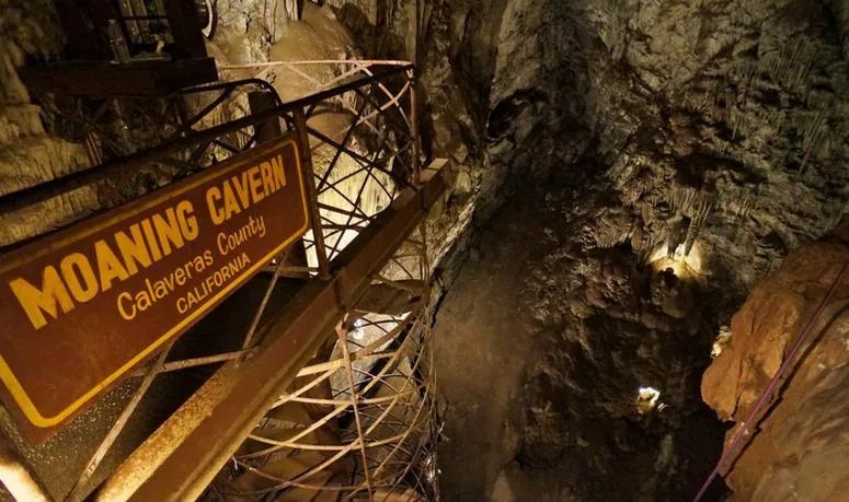 Moaning Caverns