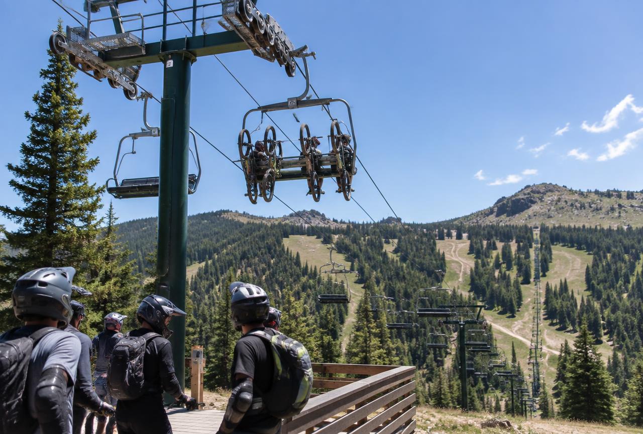 Forty to fifty-five minutes: Bear Valley and Lake Alpine