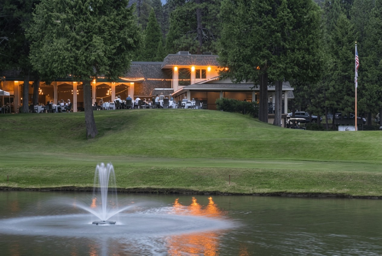 Sequoia Woods Country Club